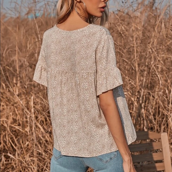 Boho floral print ruffle hem blouse - Picture 2 of 7